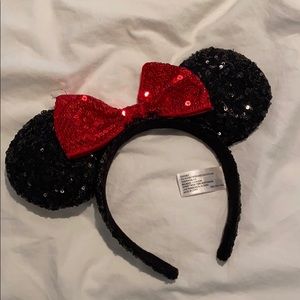 Sparkly Minnie Mouse Ears!
